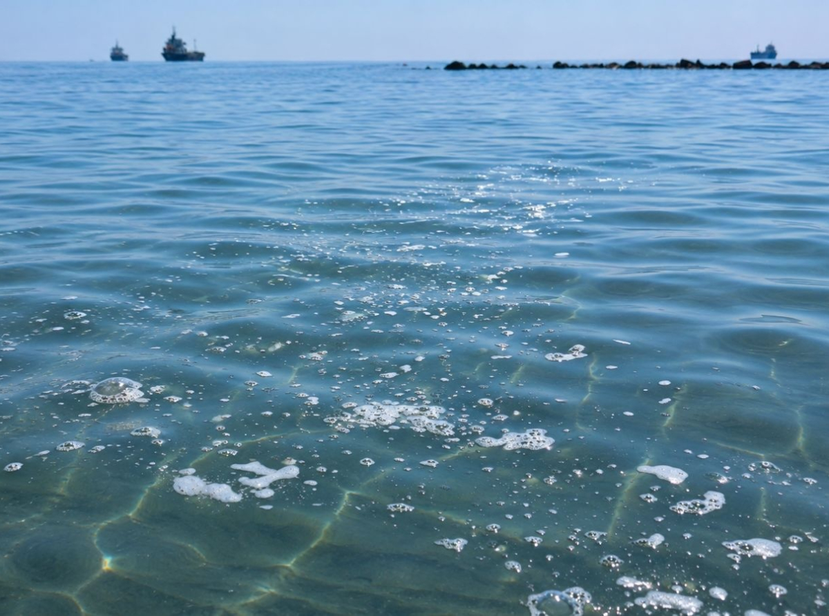 ΑΚΕΛ Λεμεσού: «Η θαλάσσια ρύπανση δεν αντιμετωπίζεται με συσκέψεις» – Έξι μέτρα στο τραπέζι